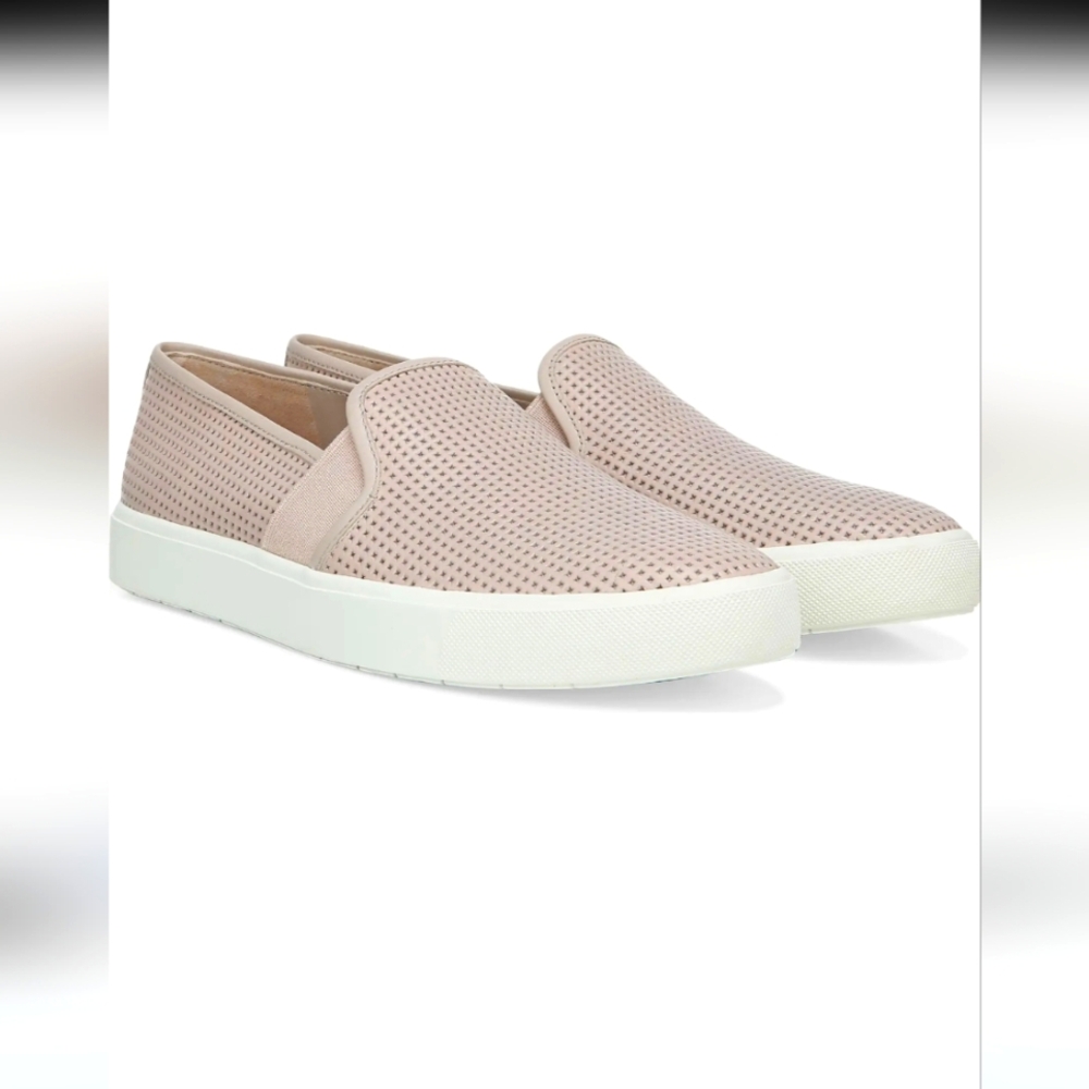 VINCE brand Blair Slip On Sneaker women's sz 8.5 Taupegrey color